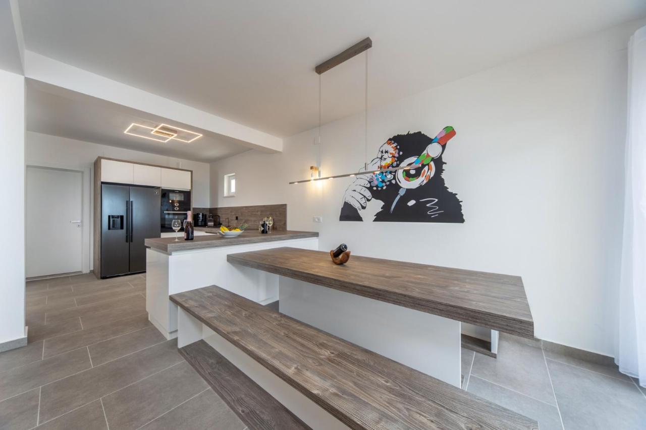 Villafux Zrce Novalja - Direkt Am Villa